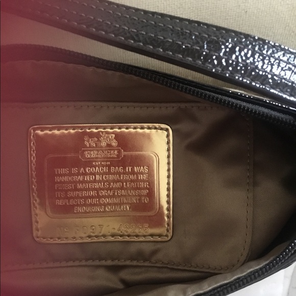 Coach Bag - Picture 2 of 2